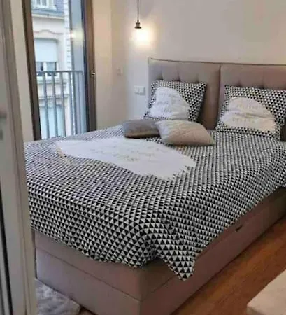 Luxury 1 Bedroom In Center With Terrace & Parking-51b * Luxembourg